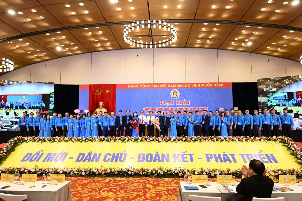 Đại hội Công đoàn Công Thương Việt Nam lần thứ IV: Xây dựng Công đoàn Công Thương Việt Nam vững mạnh toàn diện